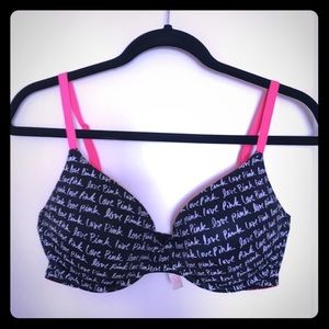 VS PINK hot pink Bra! Super cute pattern!